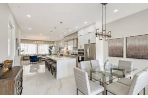 62 AUDUBON PLACE, SARASOTA, FL 34237 - MLS#MFRA4690666