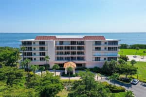 3070 GRAND BAY BOULEVARD, LONGBOAT KEY, FL 34228 - MLS#MFRA4690677