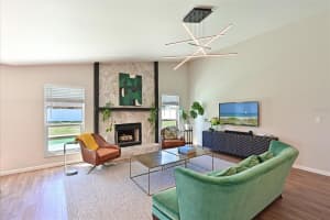 910 PLUM TREE LANE, SARASOTA, FL 34243 - MLS#MFRA4690735