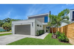 2225 FLORINDA STREET, SARASOTA, FL 34231 - MLS#MFRA4690756