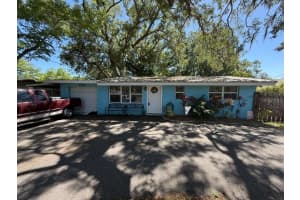 1725 SHADE AVENUE, SARASOTA, FL 34239 - MLS#MFRA4690784