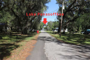 2466 CR 401A, LAKE PANASOFFKEE, FL 33538 - MLS#MFRA4690801