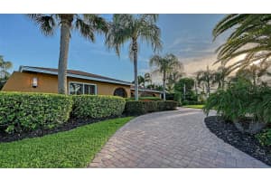 7137 WESTMORELAND DRIVE, SARASOTA, FL 34243 - MLS#MFRA4690817