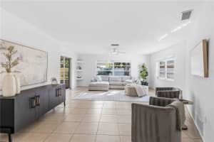 530 SAINT ANDREWS DRIVE, SARASOTA, FL 34243 - MLS#MFRA4690819