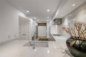 988 BLVD OF THE ARTS #1710, SARASOTA, FL 34236 - MLS#MFRA4690864