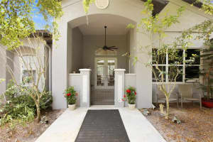 500 SUFFOLK CIR CIRCLE, NOKOMIS, FL 34275 - MLS#MFRA4690870