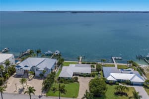 633 KEY ROYALE DRIVE, HOLMES BEACH, FL 34217 - MLS#MFRA4690877