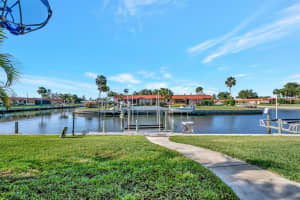 9517 AZURE COVE, BRADENTON, FL 34210 - MLS#MFRA4690939
