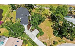 8021 TIMBER LAKE LANE, SARASOTA, FL 34243 - MLS#MFRA4690940