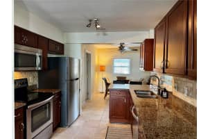 2559 ARLINGTON STREET, SARASOTA, FL 34239 - MLS#MFRA4690955