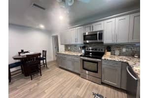 6030 CARLTON AVENUE, SARASOTA, FL 34231 - MLS#MFRA4690972