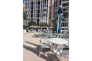 7400 SUN ISLAND DRIVE, SOUTH PASADENA, FL 33707 - MLS#MFRA4690977