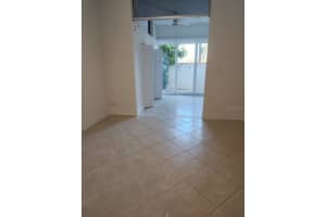 7400 SUN ISLAND DRIVE, SOUTH PASADENA, FL 33707 - MLS#MFRA4690977