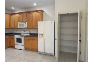 3429 PARKRIDGE CIRCLE, SARASOTA, FL 34243 - MLS#MFRA4690982