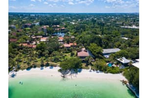 22 Sandy Cove Rd #apt 203, SARASOTA