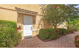 1586 DORGALI DRIVE, SARASOTA, FL 34238 - MLS#MFRA4691018