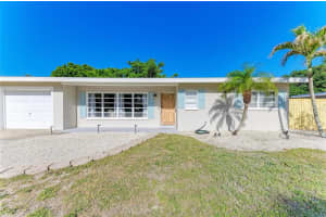 120 60th St W, BRADENTON