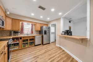 1336 LAKE SHORE BOULEVARD, KISSIMMEE, FL 34744 - MLS#MFRA4691089