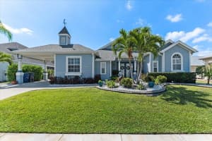 4748 Compass Dr, BRADENTON