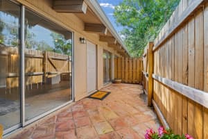 500 JEFFERSON AVENUE, SARASOTA, FL 34237 - MLS#MFRA4691099