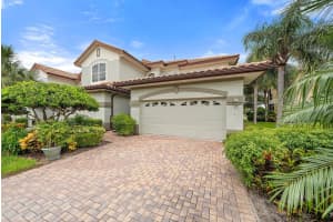 8406 MIRAMAR WAY, LAKEWOOD RANCH, FL 34202 - MLS#MFRA4691139