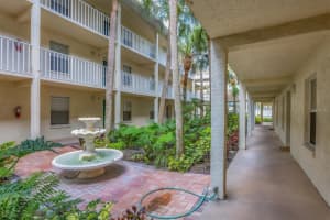 7294 CLOISTER DRIVE, SARASOTA, FL 34231 - MLS#MFRA4691156