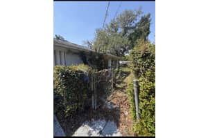 2130 34TH STREET, WINTER HAVEN, FL 33881 - MLS#MFRA4691160