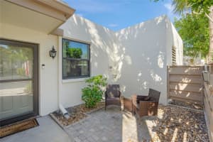 226 SHERWOOD DRIVE, BRADENTON, FL 34210 - MLS#MFRA4691186