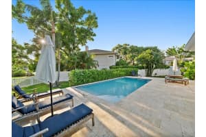 2492 WATERVIEW COURT, SARASOTA, FL 34231 - MLS#MFRA4691223