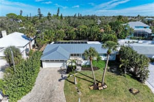 431 Island Cir, SARASOTA