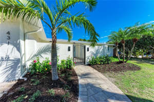 431 ISLAND CIRCLE, SARASOTA, FL 34242 - MLS#MFRA4691247