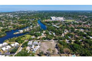 2424 ASHTON ROAD, SARASOTA, FL 34231 - MLS#MFRA4691268