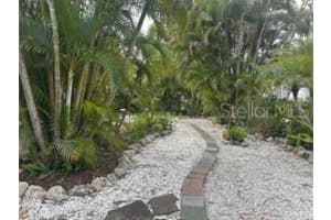 7715 33RD LANE, SARASOTA, FL 34243 - MLS#MFRA4691301
