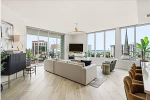 111 PINEAPPLE AVENUE, SARASOTA, FL 34236 - MLS#MFRA4691380