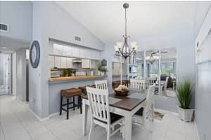 646 BIRD BAY DRIVE, VENICE, FL 34285 - MLS#MFRA4691393