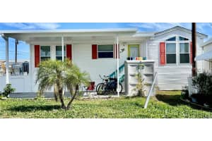 102 2ND AVENUE, VENICE, FL 34285 - MLS#MFRA4691406