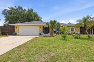 945 MACON ROAD, VENICE, FL 34293 - MLS#MFRA4691411