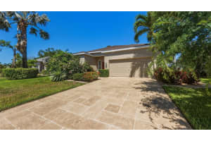 5030 W 44th St, BRADENTON