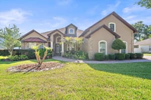 1615 Heritage Dr, VALRICO