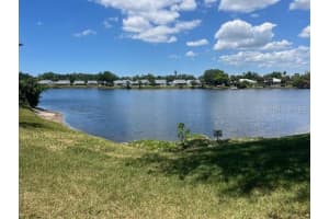 220 LAKEWOOD DRIVE, BRADENTON, FL 34210 - MLS#MFRA4691552