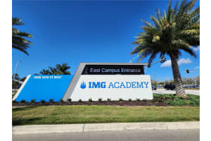 3701 54TH DRIVE, BRADENTON, FL 34210 - MLS#MFRA4691589