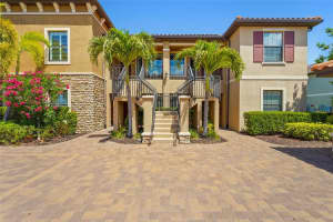 5420 Cicernone St #203, SARASOTA