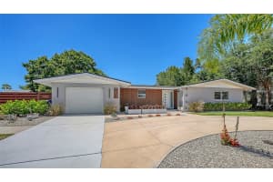 2614 CROTON AVENUE, SARASOTA, FL 34239 - MLS#MFRA4691649