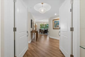 128 GOLDEN GATE POINT, SARASOTA, FL 34236 - MLS#MFRA4691688