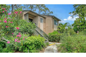 1720 Glenhouse Dr #326, SARASOTA