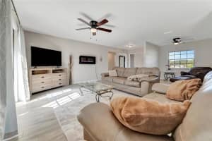 2916 WOODCREST DRIVE, SARASOTA, FL 34239 - MLS#MFRA4691711