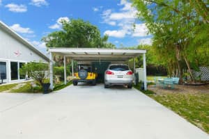 2070 59TH STREET, SARASOTA, FL 34243 - MLS#MFRA4691713