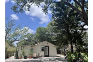 3520 19th St E, BRADENTON