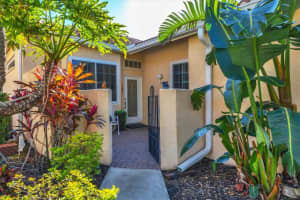 7607 PRESERVES COURT, SARASOTA, FL 34243 - MLS#MFRA4691780