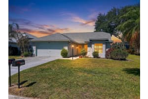 706 47th St E, BRADENTON